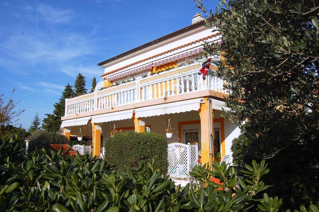 Apartments Setka Krk Town Exterior photo